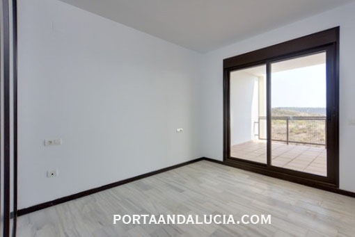 Dormitorio con accesso a la terraza