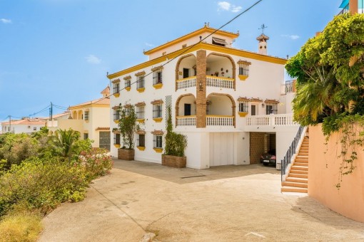 Villa in Benajarafe